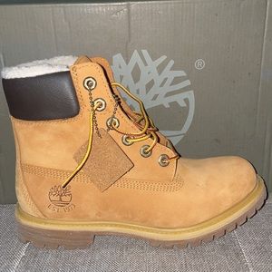 Timberland premium warm lined wheat nubuck - boots-  never worn